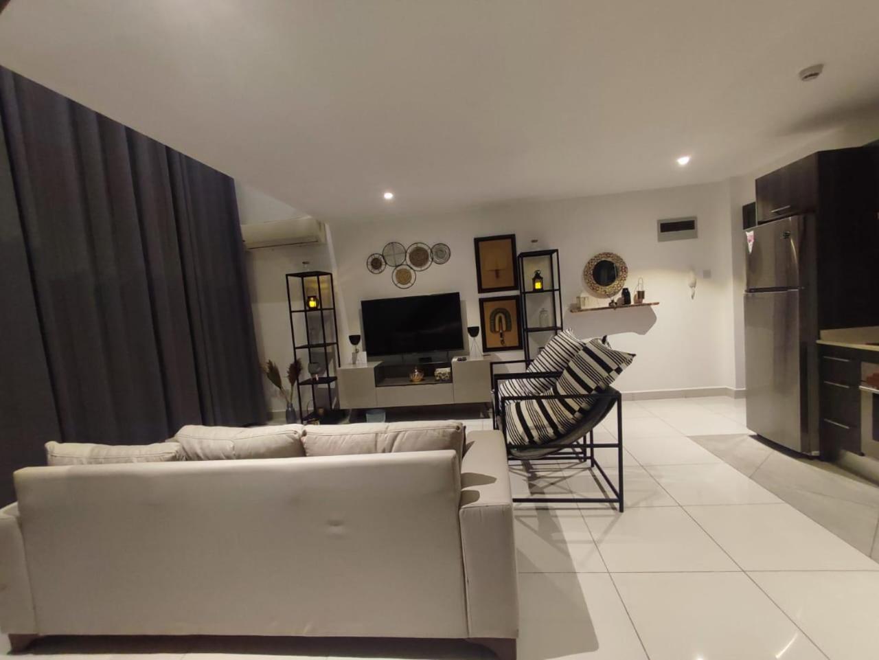 Accra Tranquil Homes, Embassy Garden Acra Exterior foto